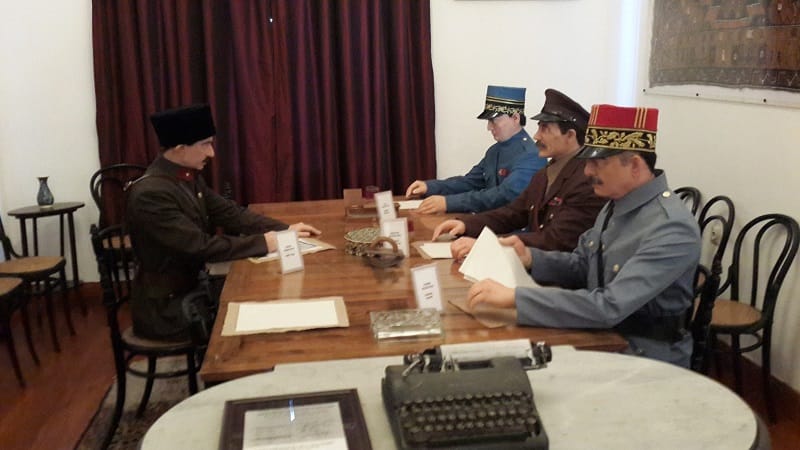 TARİHE YENİDEN HAYAT VERİYORLAR