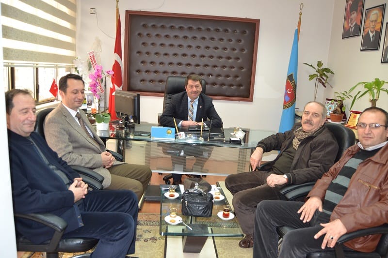 İLGÜ’DEN ŞOFÖRLER ODASI’NA ZİYARET