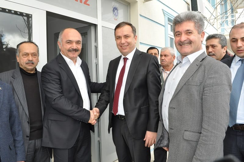 CEYLAN’A İLÇELERDE BÜYÜK İLGİ