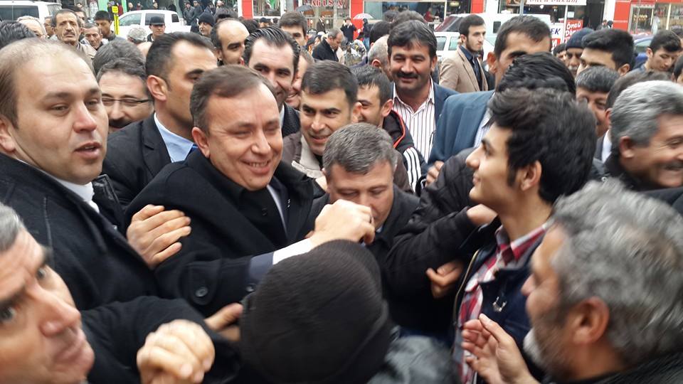AK PARTİ’DE CEYLAN’A SEVGİ SELİ
