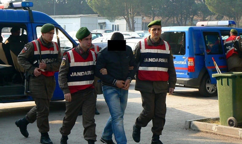 SİGARA KAÇAKÇILARI ÇORUMLU ÇIKTI