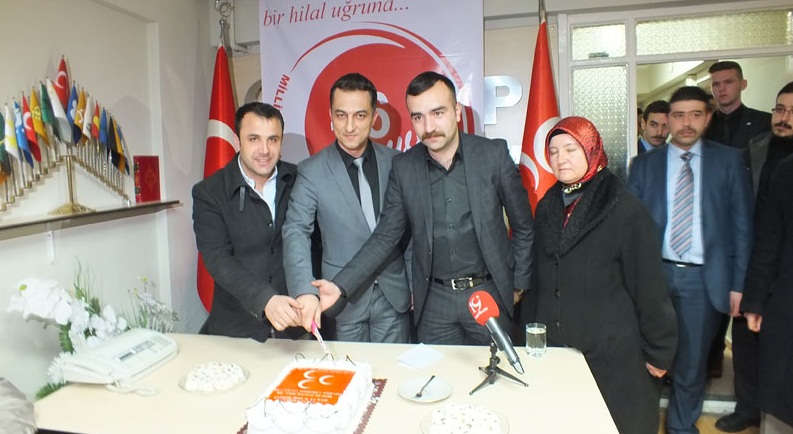 MHP ÇORUM’DA 46. YILINI KUTLADI
