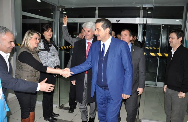 ÇORUM’DA OLMUKSAN İŞÇİLERLE ANLAŞTI