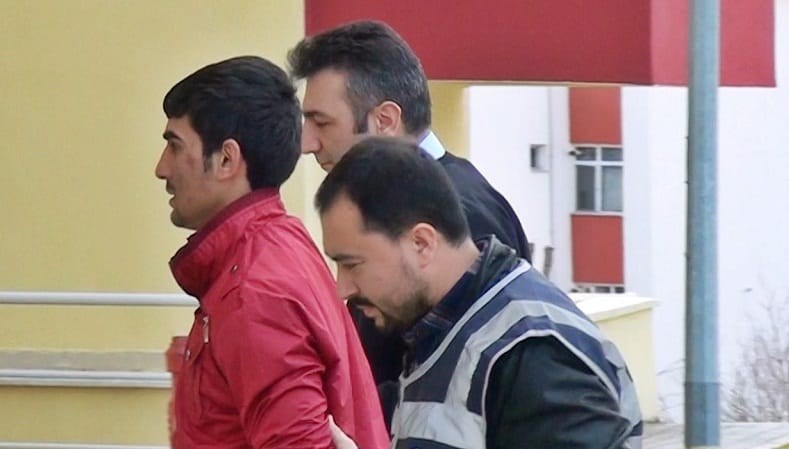 ŞAFAK BASKININDA 4 KİŞİ TUTUKLANDI