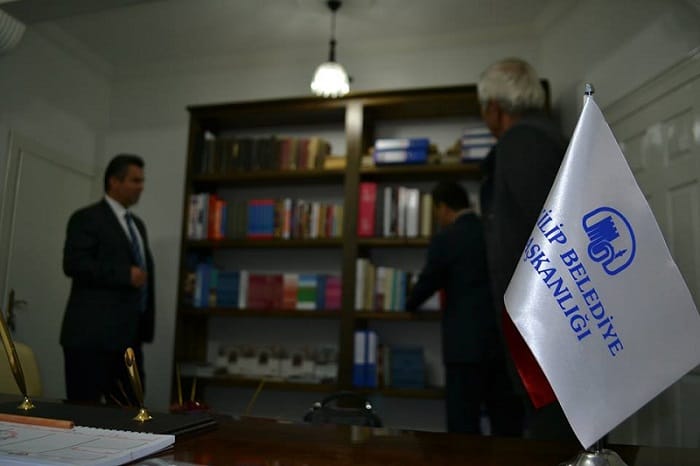 ARAŞTIRMA MERKEZİNE YENİ MASALAR KURULUYOR