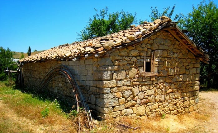 SAMANLIKTA YAPILAN KAÇAK KAZIYA SUÇÜSTÜ