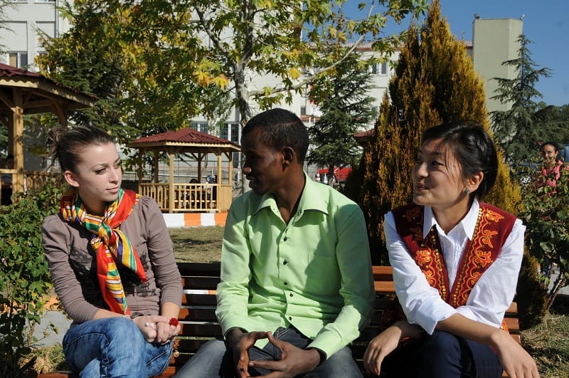 DÜNYANIN 22 ÜLKESİNDEN 95 YABANCI ÖĞRENCİ HİTİT’DE