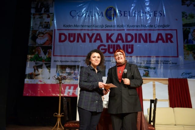 ENİSE AĞBAL’A FOTOĞRAF ÖDÜLÜ