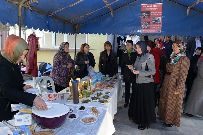 HATİCE KÜLCÜ’DEN KADINLARA DESTEK