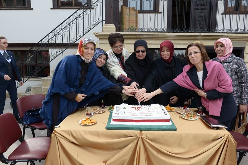 ÇORUM KADIN VE KÜLTÜR SANAT MERKEZİ 4 YAŞINDA