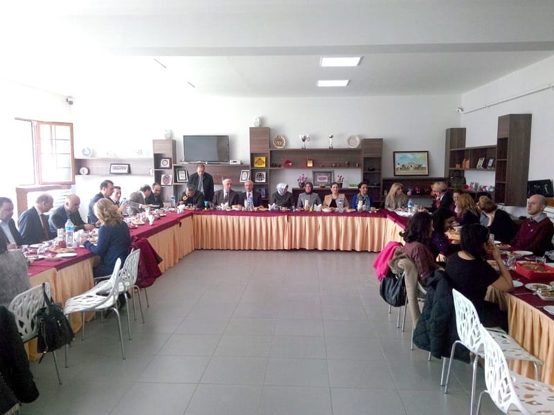 TIP BAYRAMINI ENGELLİ GENÇLERLE BİRLİKTE KUTLADILAR