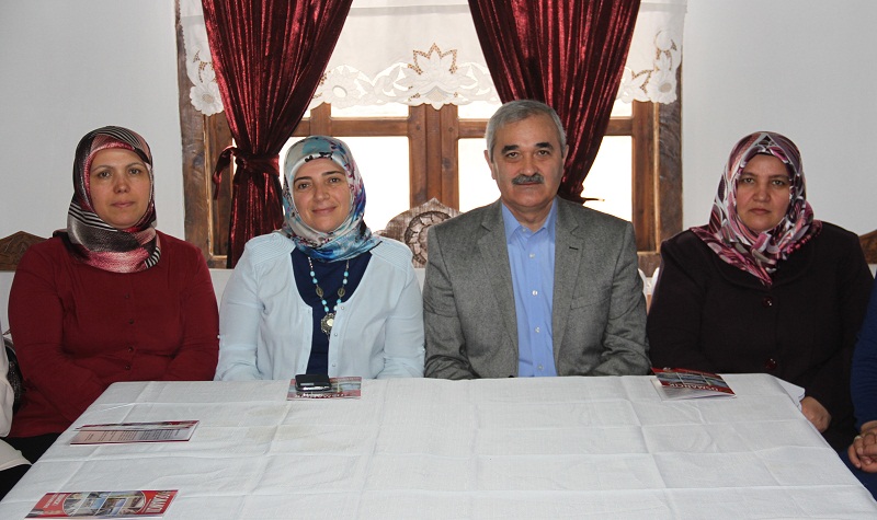 HAMZA KARATAŞ AK PARTİLİ KADINLARI DİNLEDİ