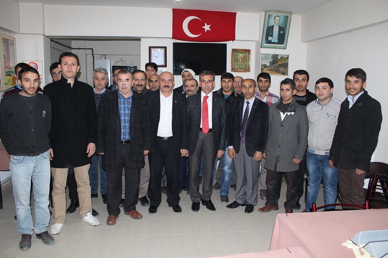 ORHAN BOZKURT KARAHACİPLİLERİ DİNLEDİ