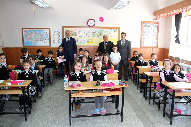 HAMZA KARATAŞ’TAN EĞİTİME DESTEK