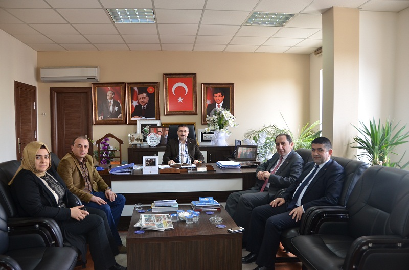 RUMİ BEKİROĞLU’NDAN REKTÖRE ÖVGÜ