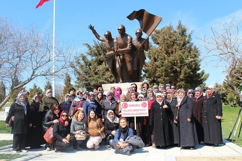 ÇORUMLU KADINLAR ÇANAKKALE’Yİ GEZDİ