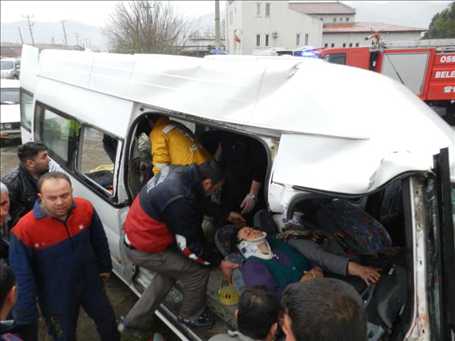 ÇORUM’DA KADIN İŞÇİLER KAZA YAPTI