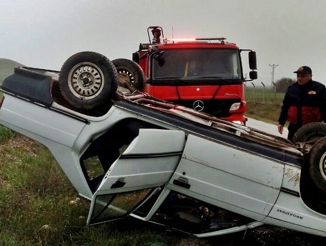 ÇORUM’DA OTOMOBİL TAKLA ATTI