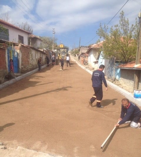 BAŞKAN YOL ÇALIŞMALARINI İNCELEDİ