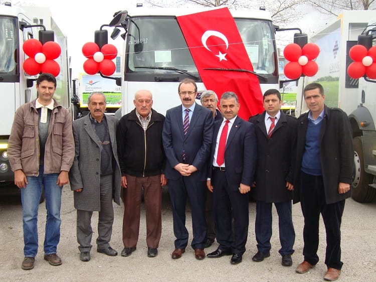ÇORUM İL ÖZEL İDARESİNE 4 ÇÖP KAMYONU