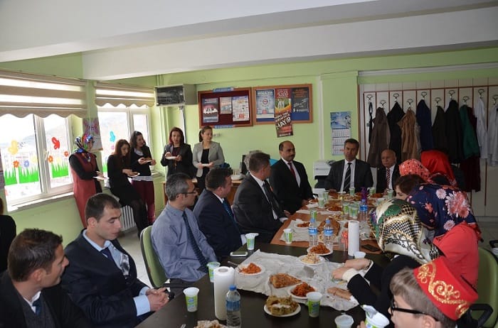 BAŞKAN ÇATMA ÖĞRETMENLERLE BİR ARAYA GELDİ