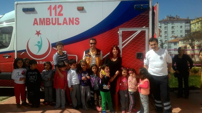 KARŞIYAKA ANAOKULU MİNİKLERİ AMBULANSLA TANIŞTI