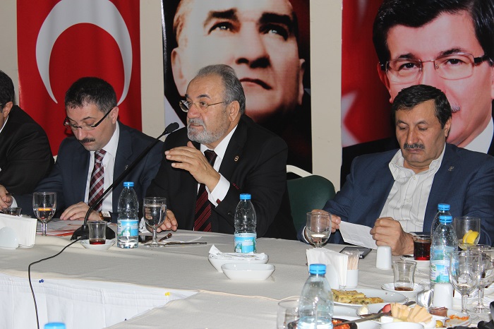 GAZETECİLER SORDU VEKİLLER YANITLADI