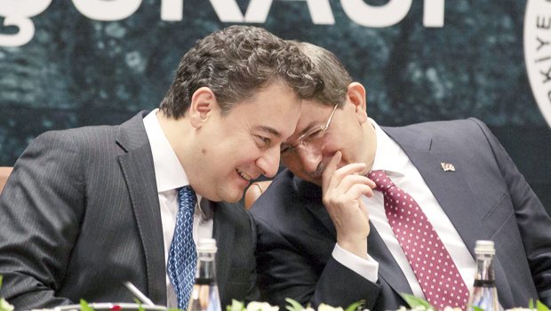 BAŞBAKANI GÜLDÜREN ÇORUMLU