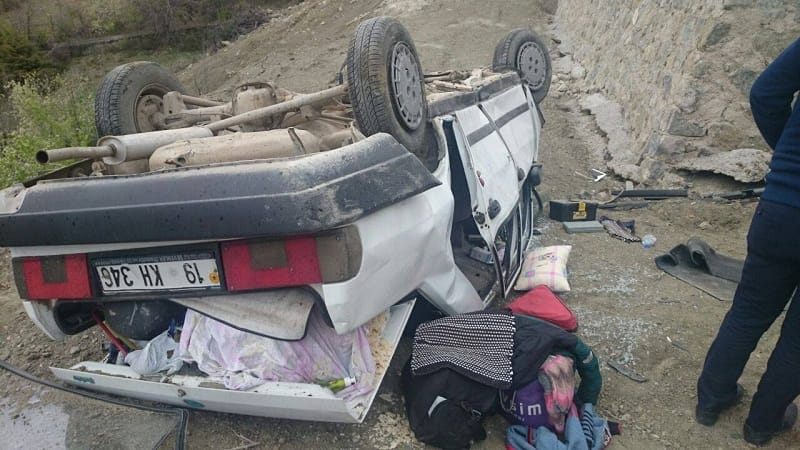 OTOMOBİL ŞARAMPOLE BÖYLE UÇTU