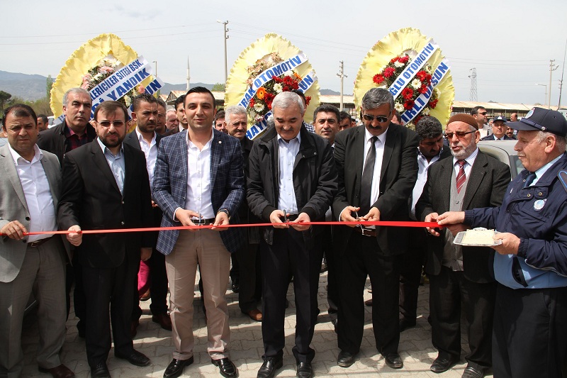 OSMANCIK’TA OTO PAZARI HİZMETE AÇILDI