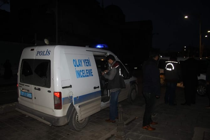 ÇORUM’DA OTOMOBİLE KURŞUN YAĞMURU