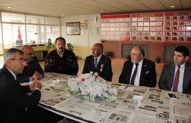 SALİM USLU’DAN ŞEHİT AİLELERİNE ZİYARET