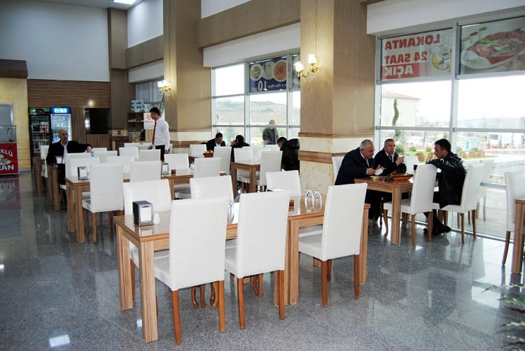 YENİ TERMİNAL LOKANTASI 24 SAAT HİZMETTE