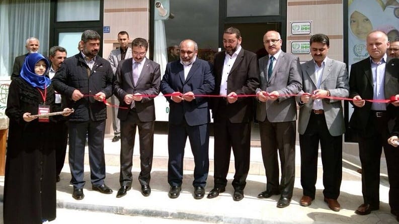 İHH GENEL BAŞKANI ÇORUM’DA ŞUBE AÇTI