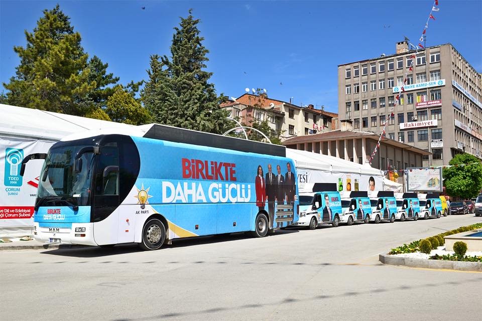 AK PARTİ’NİN SEÇİM OTOBÜSLERİ HAZIR