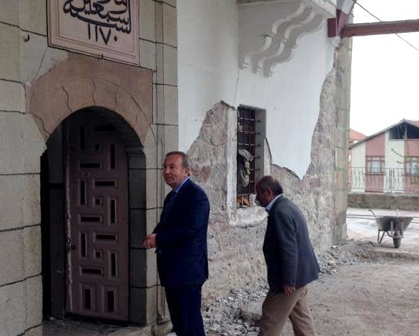 ŞAHİNER, RESTORASYON ÇALIŞMASINI İNCELEDİ