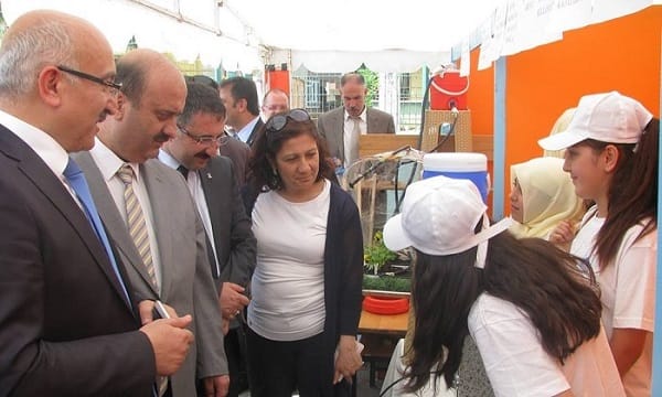 CERİTOĞLU, BİLİM FUARI AÇILIŞINA KATILDI