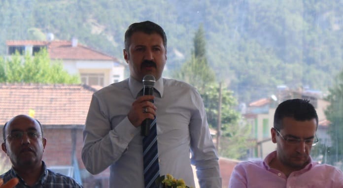 KARGI TÜRK EĞİTİM-SEN YEMEKTE BİR ARAYA GELDİ