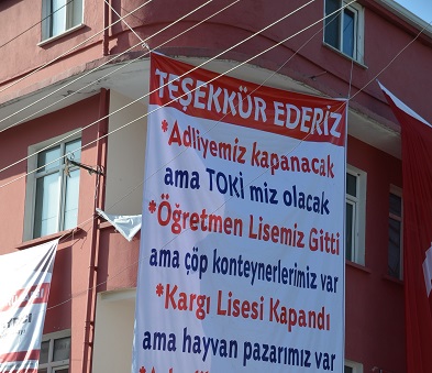 MHP’DEN PANKARTLI TEŞEKKÜR