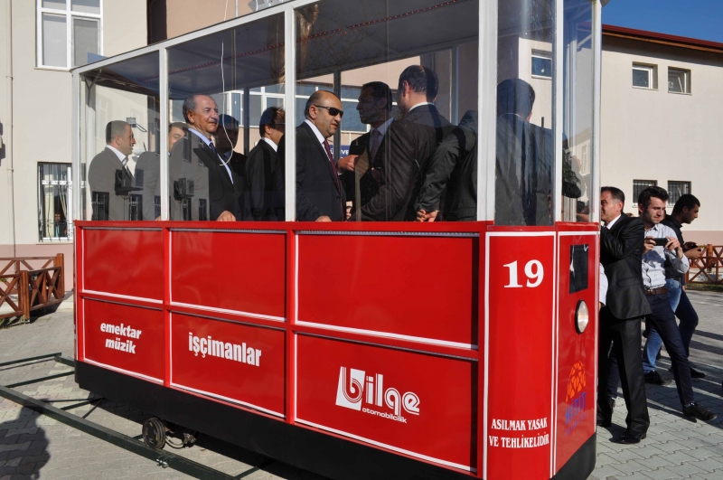 BAKAN IŞIK’TA HİTİTRAY’A BİNDİ