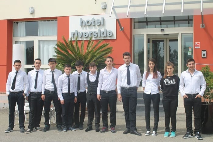OTELCİLİK ÖĞRENCİLERİ AVRUPADA STAJ YAPIYOR