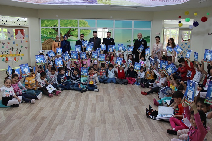 BİLİNÇLİ GENÇLİK, HUZURLU GELECEK