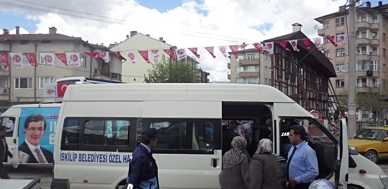 BELEDİYE PAZARDAN VATANDAŞI ÜCRETSİZ TAŞIYACAK
