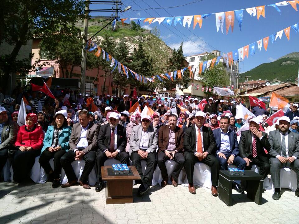 AK PARTİ MUHALEFETE İSKİLİP’TEN YÜKLENDİ