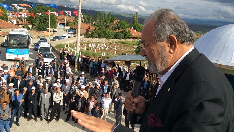 ÇORUM’DA OTOYOL TARTIŞMASI VEKİLİ KIZDIRDI