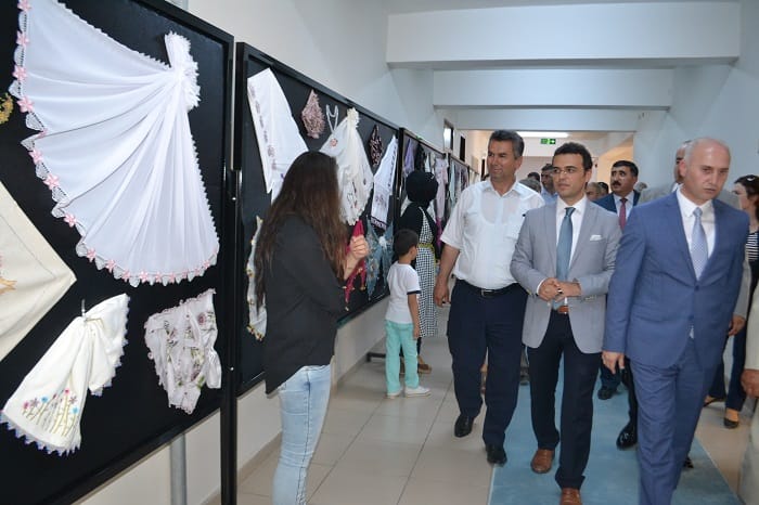 HEM’İN YIL SONU SERGİSİ BEĞENİLDİ