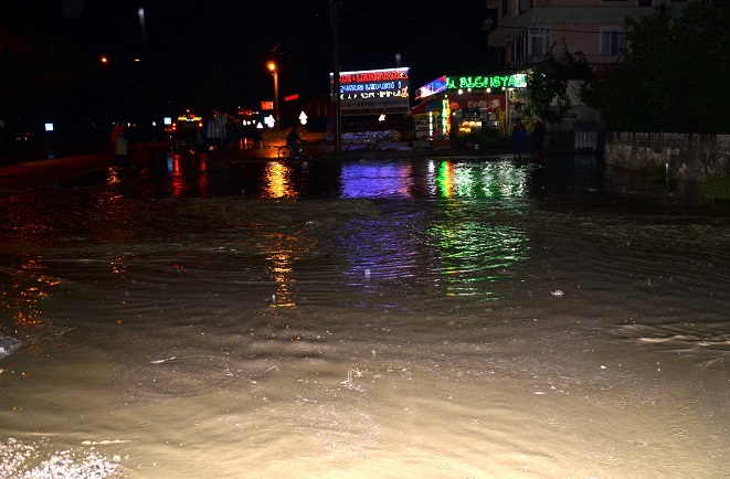 ÇORUM’DA DÜN AKŞAM SEL FELAKETİ YAŞANDI