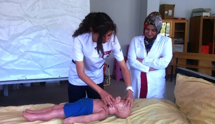 GENÇ SAĞLIKÇILAR MESLEĞE HAZIR