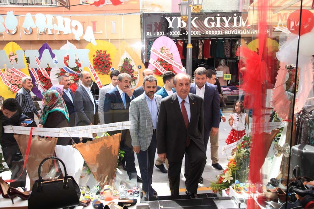 PROTOKOLDEN BAŞKANA HAYIRLI OLSUN ZİYARETİ