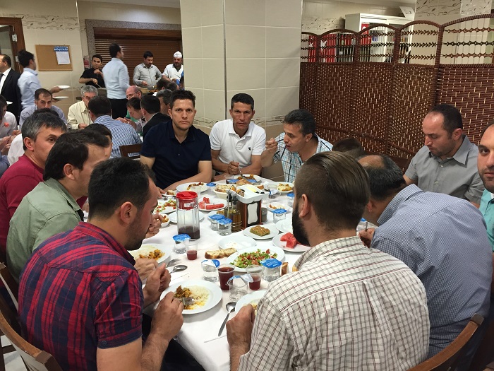 OSMANCIKLILAR İSTANBUL’DA İFTARDA BULUŞTU